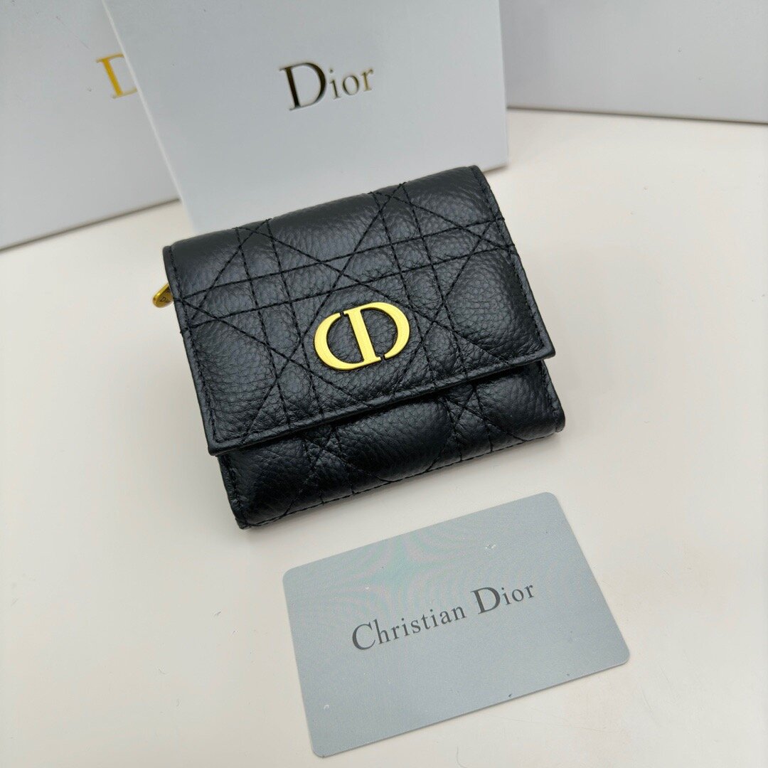 Dior 3860 11 10 2 2